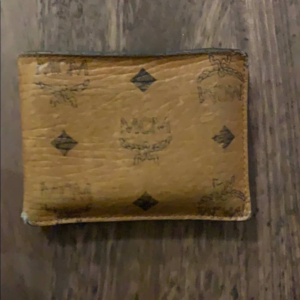 MCM men’s wallet